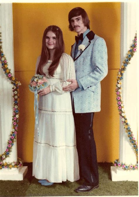 40 Cool Pics Of The 70s Prom Couples ~ Vintage Everyday