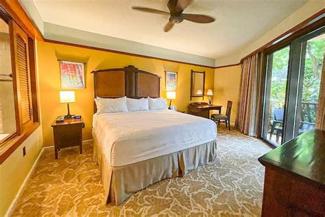 Disney's Aulani Accommodations | Disney Hawaii Vacation Planning | Cara ...