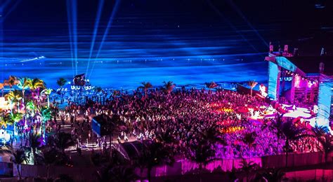 Porn Star Caught On Camera Giving Blow Jobs At Bassnectar S Festival VIDEO Rave Jungle