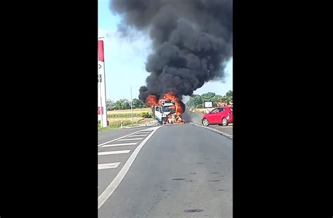 Težak udes kod Tavankuta Zapalila se dva vozila jedna osoba poginula