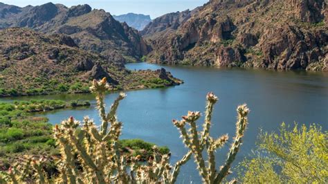 35 BEST LAKES IN ARIZONA TO SWIM, FISH AND PICNIC