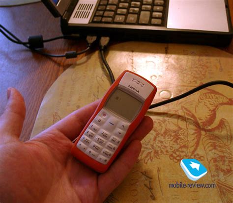 Mobile-review.com Nokia 1100 в интерьере