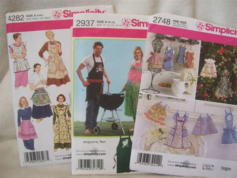 Simplicity 2748 Simplicity 2937 Simplicity 4282 Aprons Uncut Etsy