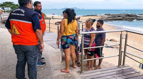 Defesa Civil De Maca Faz Alerta Nas Praias Do Munic Pio Sobre