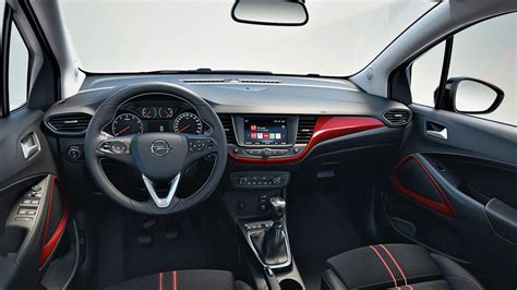 Opel Crossland | Interior y maletero | Carwow