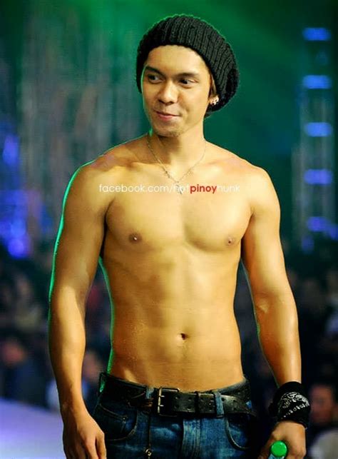 Celebrity Scandals: Carlo Aquino Hot