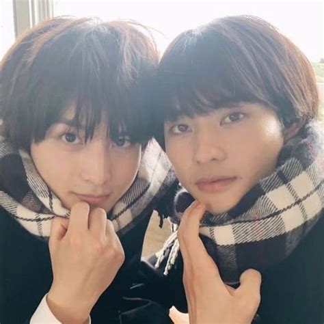 Pin By Su On Pines Creados Por Vos Cute Gay Couples Japanese Babies