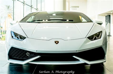 Gallery: Lamborghini Abu Dhabi by Sarhan A. Photography - GTspirit