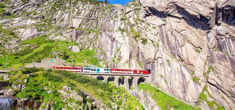 Gotthard Panorama Express Train | Railbookers