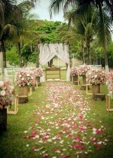 70 Beautiful Outdoor Spring Wedding Ideas In 2020 Outdoor Wedding Decorations Outdoor Wedding