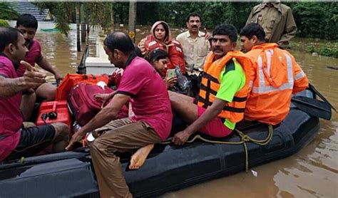 Maharashtra Flood Over 2 Lakh People Rescued 43 Teams Of Multiple