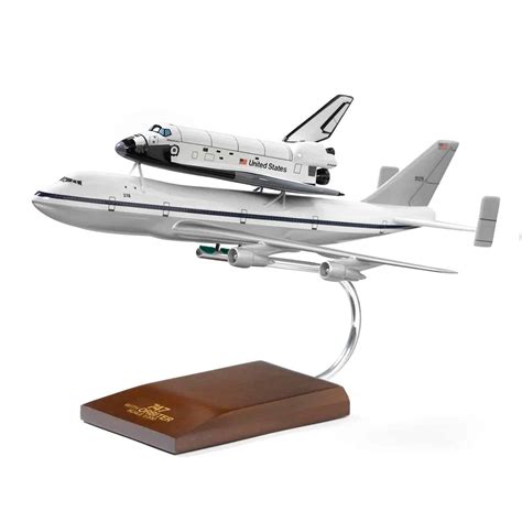 Maquette Boeing Et Navette Spatiale