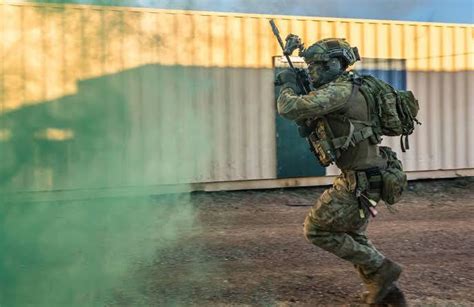 Photos Australian Defence Force Page A Military Photo Video