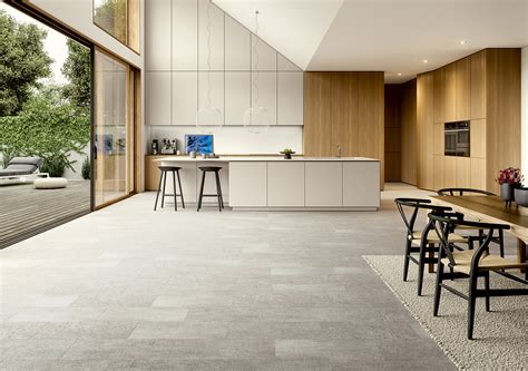 EXPONA STONE . Fliesen als elastischen Designbodenbelag