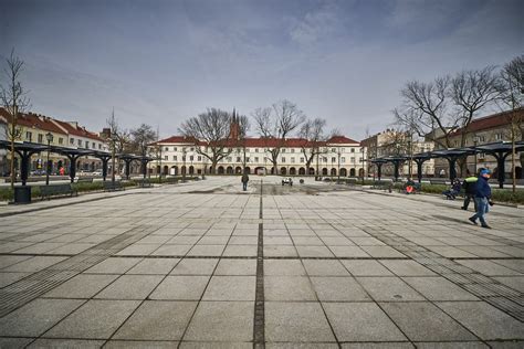 Stary Rynek po remoncie Łodzianie Ładnie ale przyda się korekta