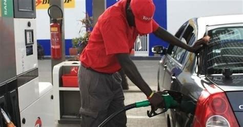 Carburant S N Gal Les Consommateurs Profitent Enfin De La Baisse