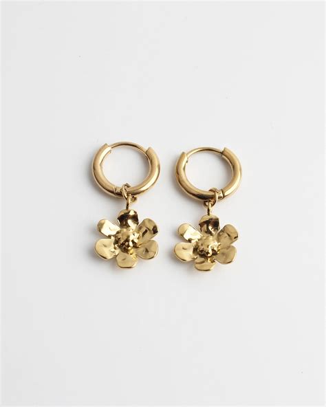 Kae Flower Earrings Gold Stainless Steel Notbranded