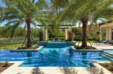 Beautiful Swimming Pool Landscaping With Trees Wzrost