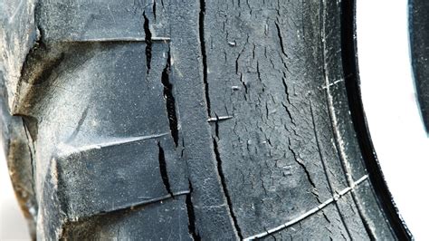 What Causes Cracks in The Tire Sidewall And Should I Be Worried?