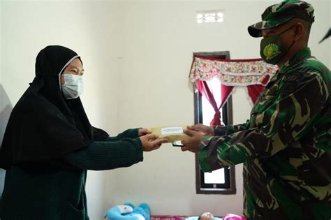 Korem Hoberikan Bantuan Kepada Bocah Yatim Penderita Infeksi Paru