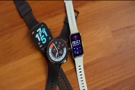 Rekomendasi Smartband Dan Smartwatch Dari Harga Ratusan Ribu