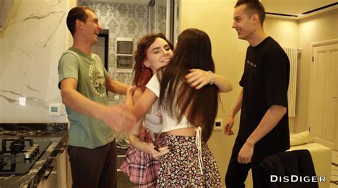 Free Full Length Real Swingers Porn Videos XHamster