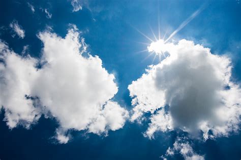 Cumulus Wolken Und Blauer Himmel Mit Bild Kaufen 71217997 Image