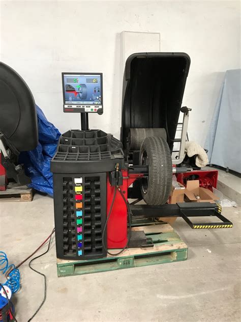 Annual Tire Balancer And Vehicle Alignment Equipment