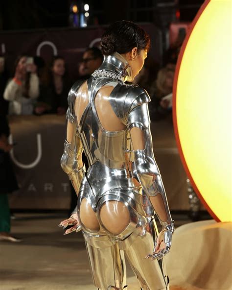 Zendaya Is A Couture Robot In Vintage Mugler Fashionista