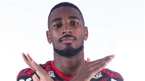 Vapo Gerson Completa Anos Veja N Meros Do Volante Do Flamengo Lance