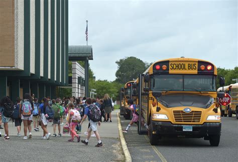 New Milford to roll out new report cards for elementary students