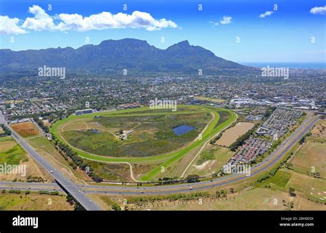 Aerial photo of Kenilworth Racecourse Stock Photo - Alamy