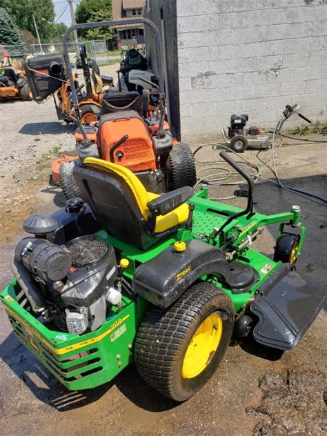 48in John Deere 717a Ztrak Commercial Zero Turn Mower W 19hp Kawasaki Lawn Mowers For Sale