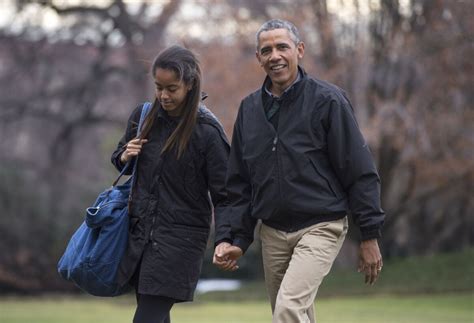 Photo Barack Obama Et Sa Fille Malia Arrivent La Maison Blanche Le