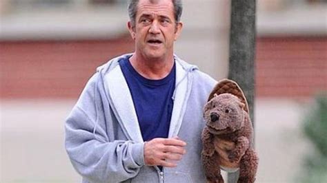 Mel Gibson 'Beaver' Movie Looks Kinda Good