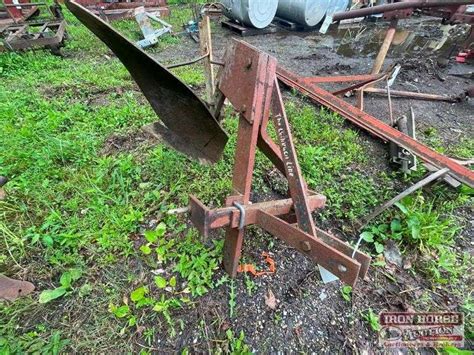 Single Blade Plow Iron Horse Auction Company