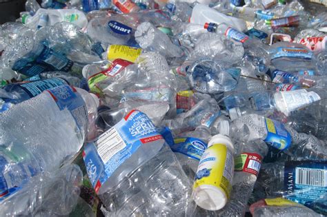 Recykling Plastiku To Mit