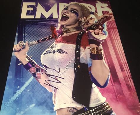 Margot Robbie Suicide Squad Hand Signed 11x14 Autographed Photo Coa