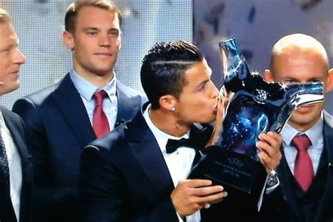 Cristiano Ronaldo Elegido El Mejor Jugador De Uefa Esto En Línea