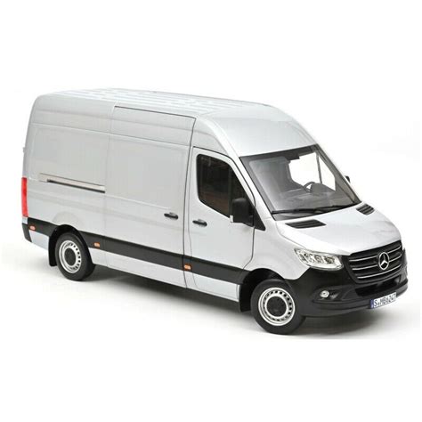 Macheta Auto Mercedes Benz Sprinter 2018 Argintiu 1 18 Norev