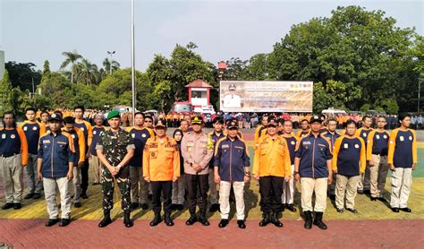 Antisipasi Bencana Hidrometerologi Pj Wali Kota Bekasi Kukuhkan FPRB