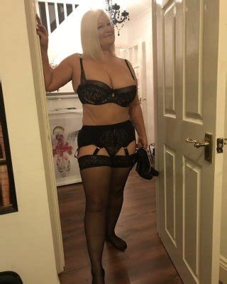 Mature Wank Bank Porn Pictures XXX Photos Sex Images PICTOA