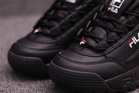 Обзор модели Fila Disruptor 2 All Black