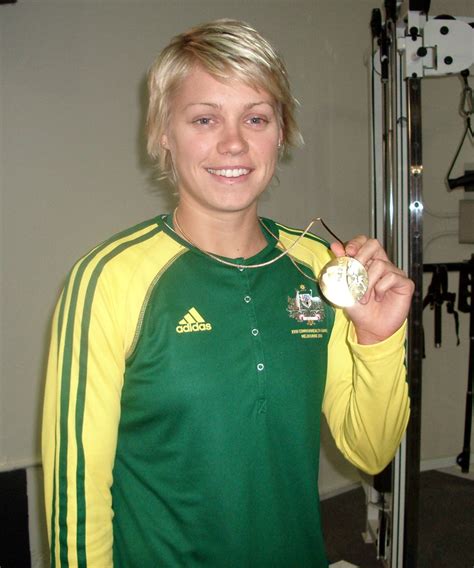 All Super Stars Erin Phillips Profile Pictures Images And Wallpapers