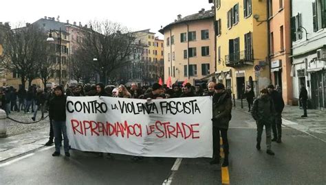 Il Presidio Antifascista A San Faustino Giornale Di Brescia