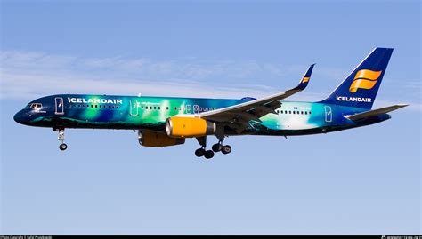 Tf Fiu Icelandair Boeing Wl Photo By Rafal Pruszkowski Id