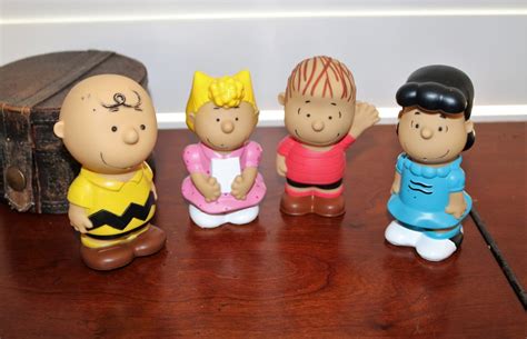 Just Play Peanuts Water Squirter Charlie Brown 4 Inches Figure Etsy