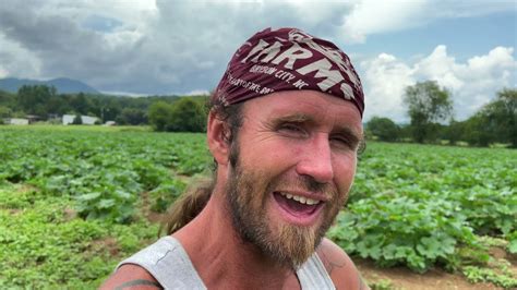 Sophia Takes A Look At Pollinators And Nate The Farmer Talks Pumpkin