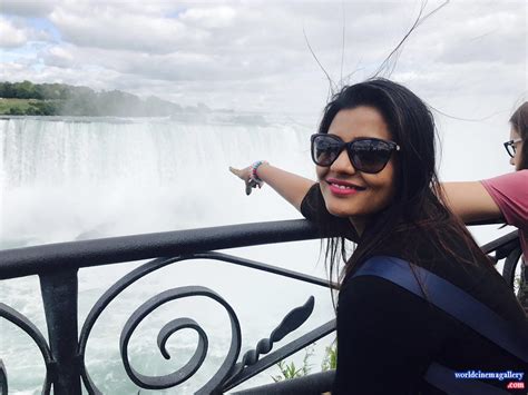 Aishwarya Rajesh Hot Stills