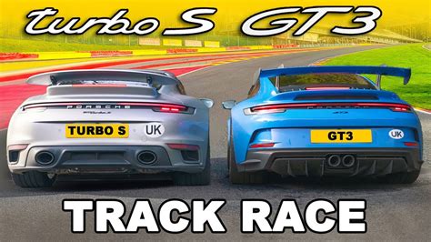 Porsche 911 Turbo S V 911 GT3: TRACK RACE